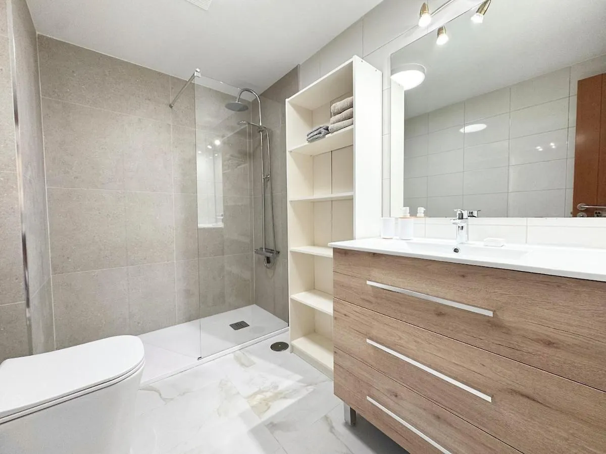 Modern Townhouse With Pool Access Villa Costa Adeje  Costa Adeje (Tenerife)